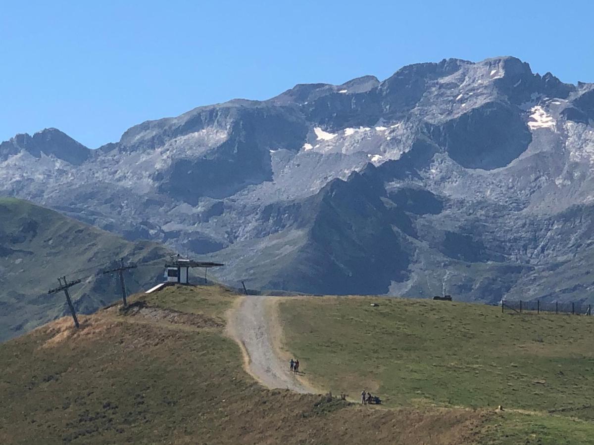 Отель Le 41 Avenue Foch Bagneres-de-Luchon Экстерьер фото