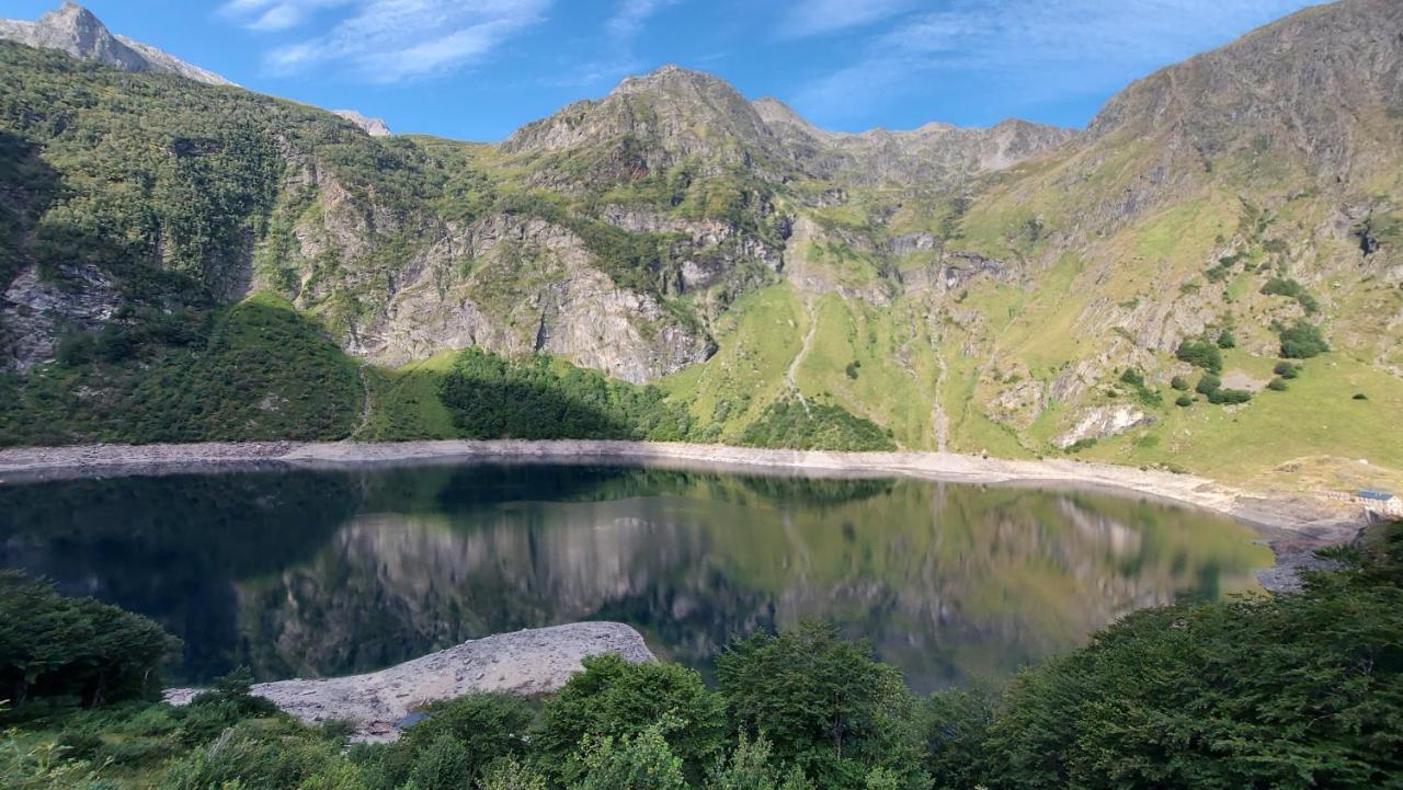 Отель Le 41 Avenue Foch Bagneres-de-Luchon Экстерьер фото