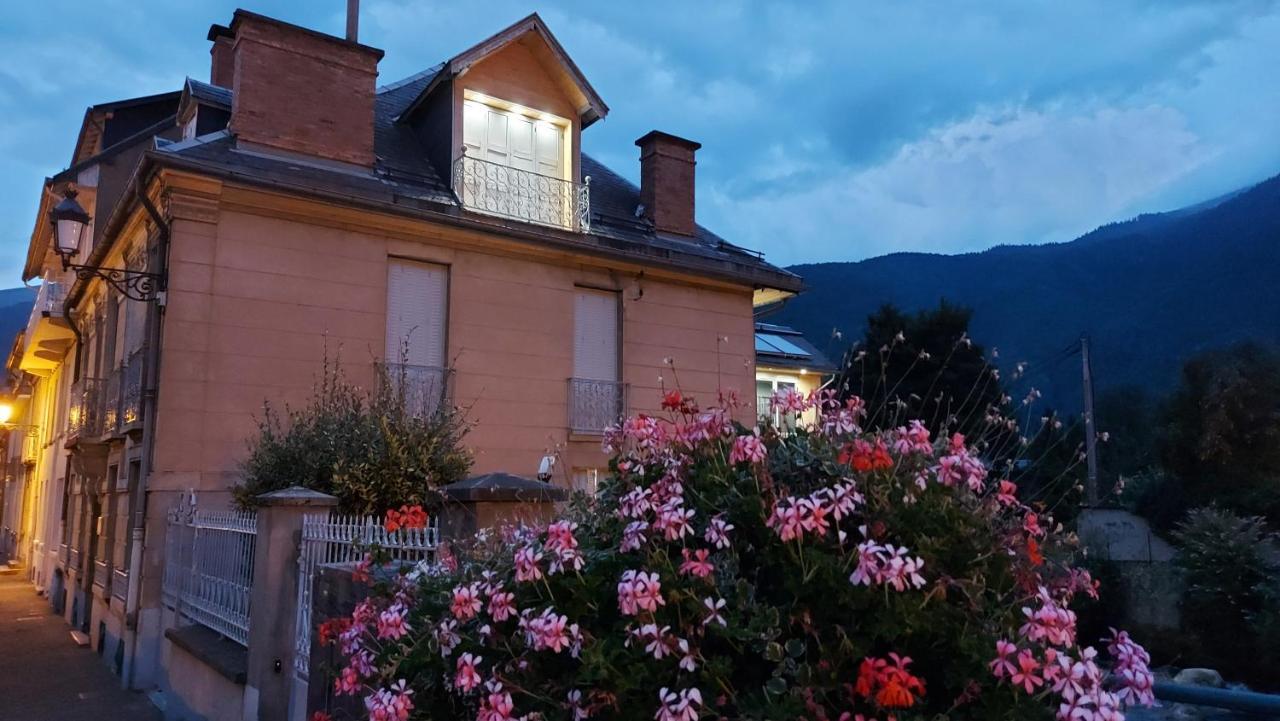 Отель Le 41 Avenue Foch Bagneres-de-Luchon Экстерьер фото
