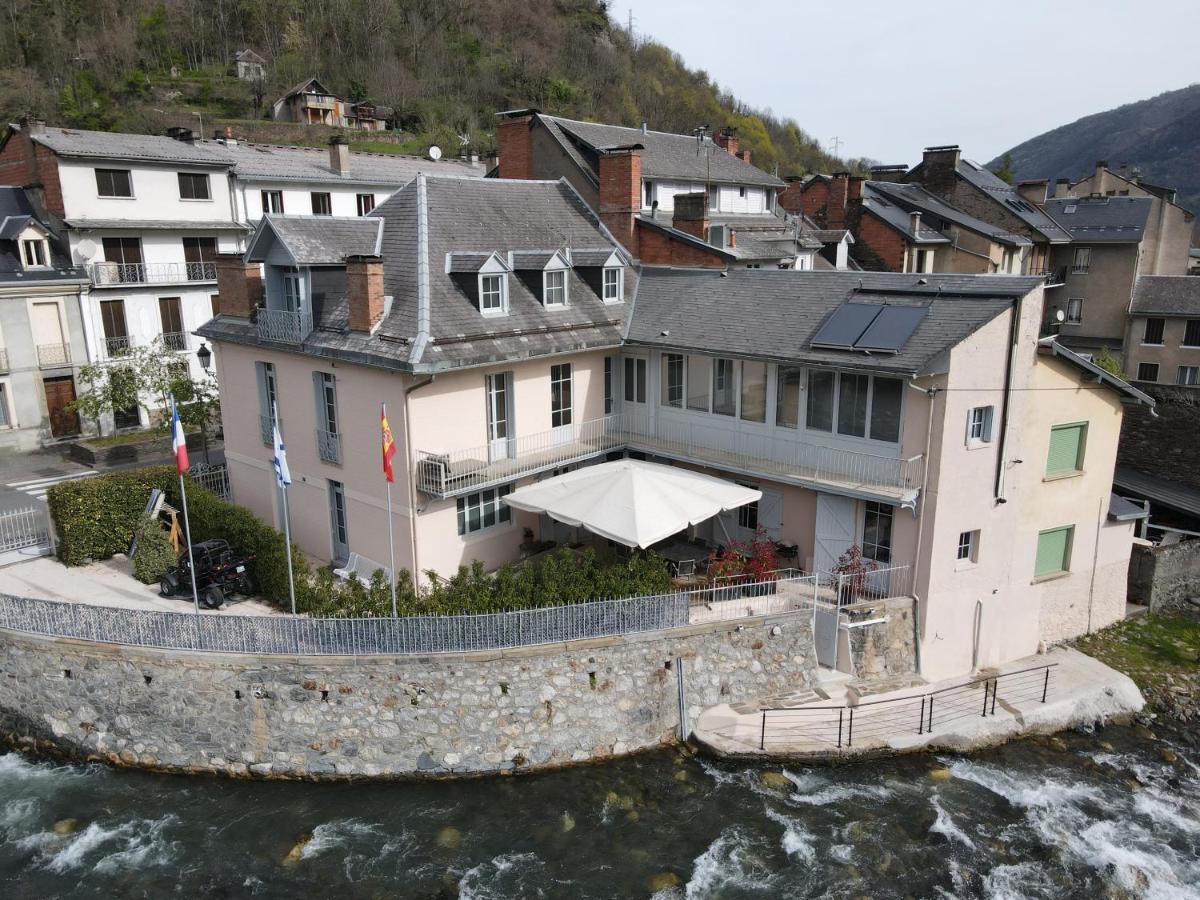 Отель Le 41 Avenue Foch Bagneres-de-Luchon Экстерьер фото